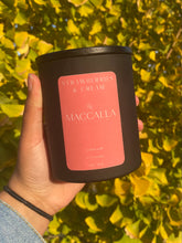 Load image into Gallery viewer, Strawberries & Cream